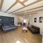 Business-Apartment